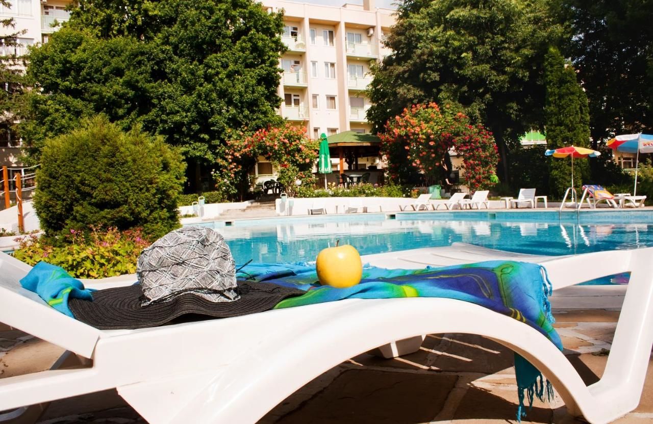 Отель Ljuljak Hotel Золотые Пески-4