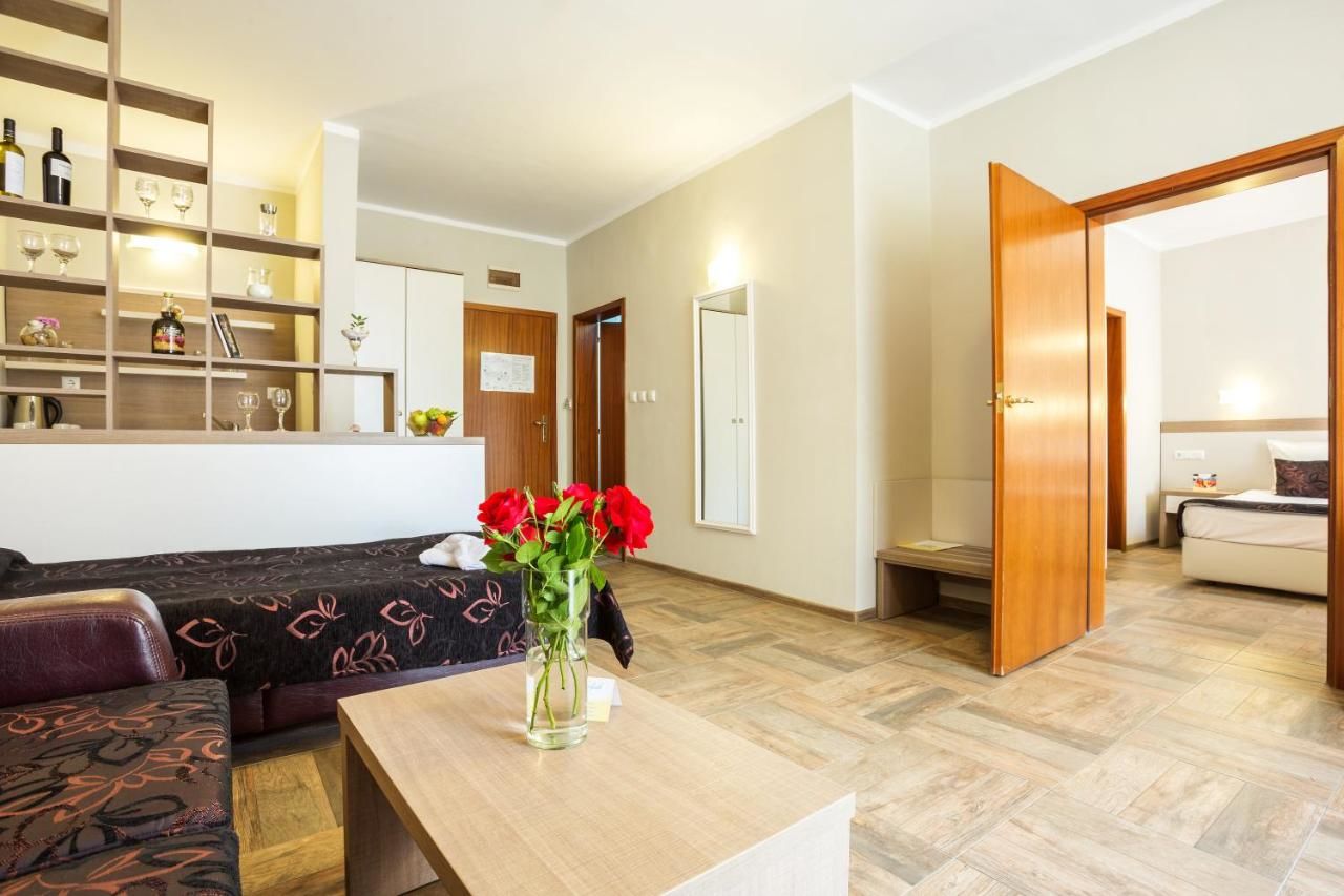Отель Ljuljak Hotel Золотые Пески-27