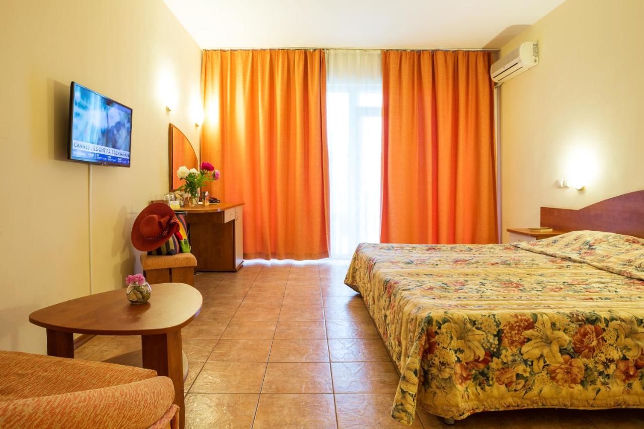 Отель Ljuljak Hotel Золотые Пески