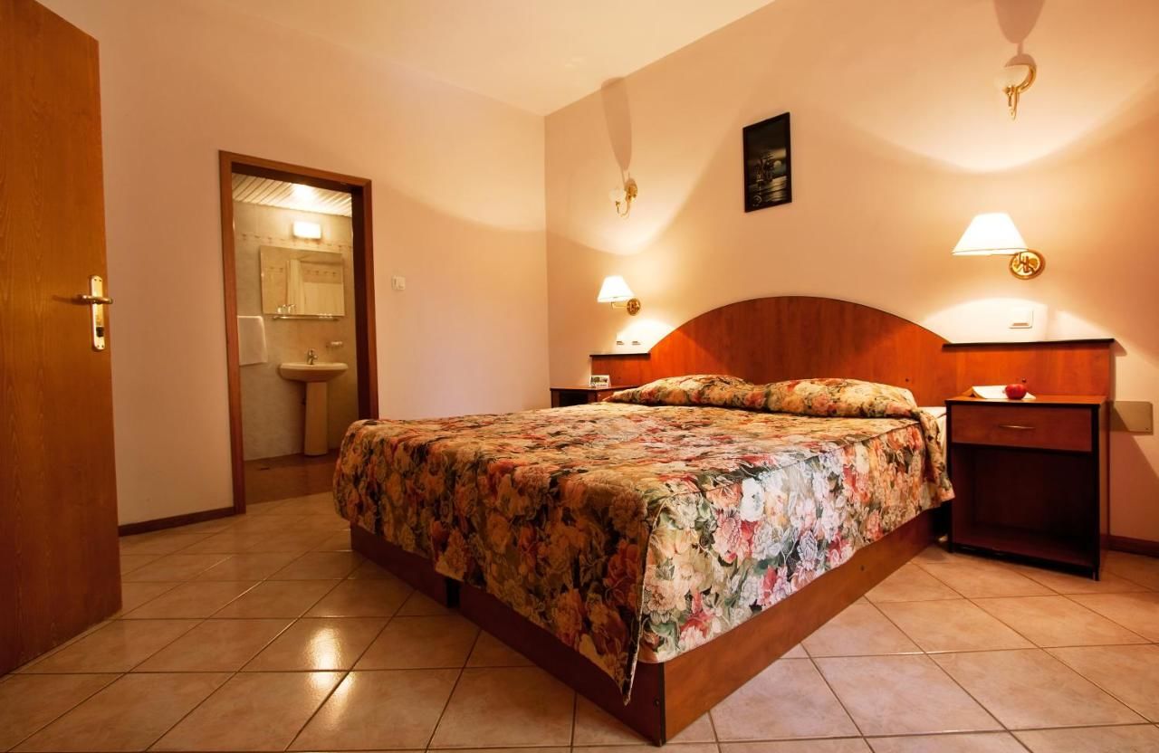 Отель Ljuljak Hotel Золотые Пески-39