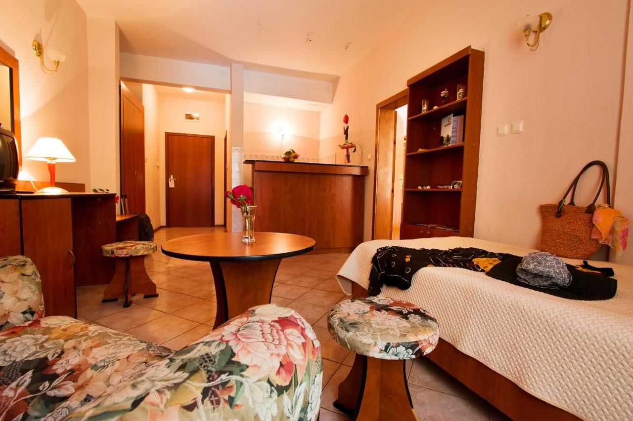 Отель Ljuljak Hotel Золотые Пески-40