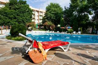 Отель Ljuljak Hotel Золотые Пески-1